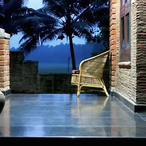  Holiday home Clayfingers Art