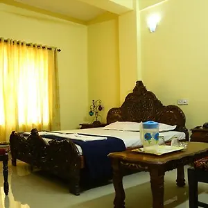  Hotel Pathans Residential